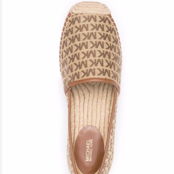Brand-new Micheal Kors flat/ slip-on Espadrille for women size 9 - Picture 1 of 11